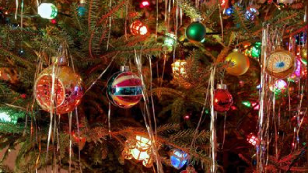 90s Christmas Tree